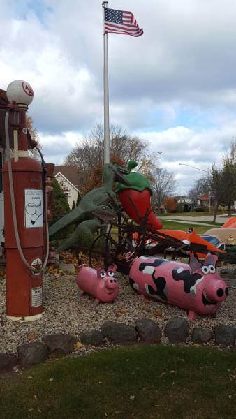 This Man’s House Is Ready For Any Major Holidays