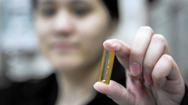 Student Invented A Rechargeable Battery By Accident That Could Last 400 Years