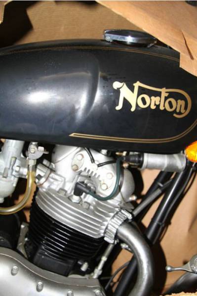 11 “Brand New” Motorcycles From The Mid 70s Were Discovered In A Belgian Store