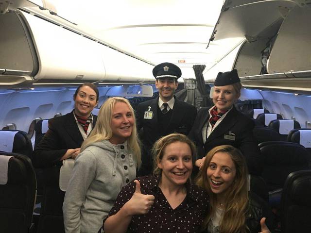 These Girls Prove That Coming Late Can Sometimes Make You First…Class Passengers!