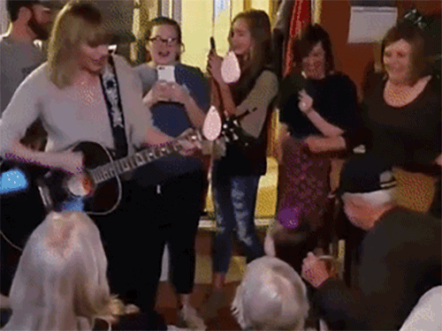 Taylor Swift Amazes Everyone By Caring About Her Fans So Much