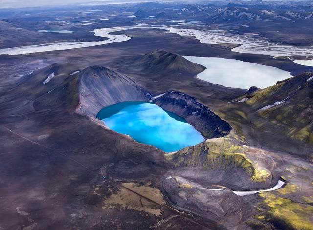 Iceland’s Incredible Nature Doesn’t Even Seem To Be Real!