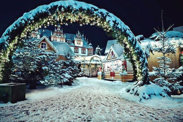 Fine Examples When A Picture Says More Than Just A Thousand Words