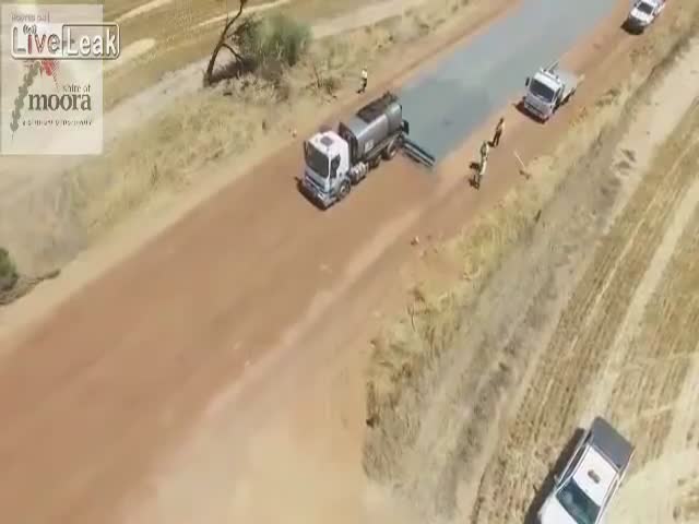 This Looks Like A Neat Way To Build Roads By Australian Constructors