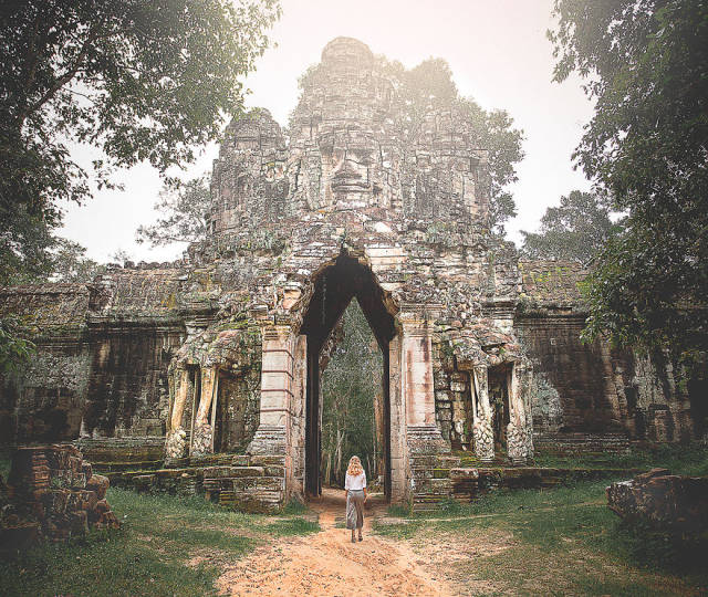 This Couple’s Breathtaking Travel Photos Prove That Hard Work Can Bring You Wherever You Want